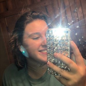 Meet your Posher, Maddie